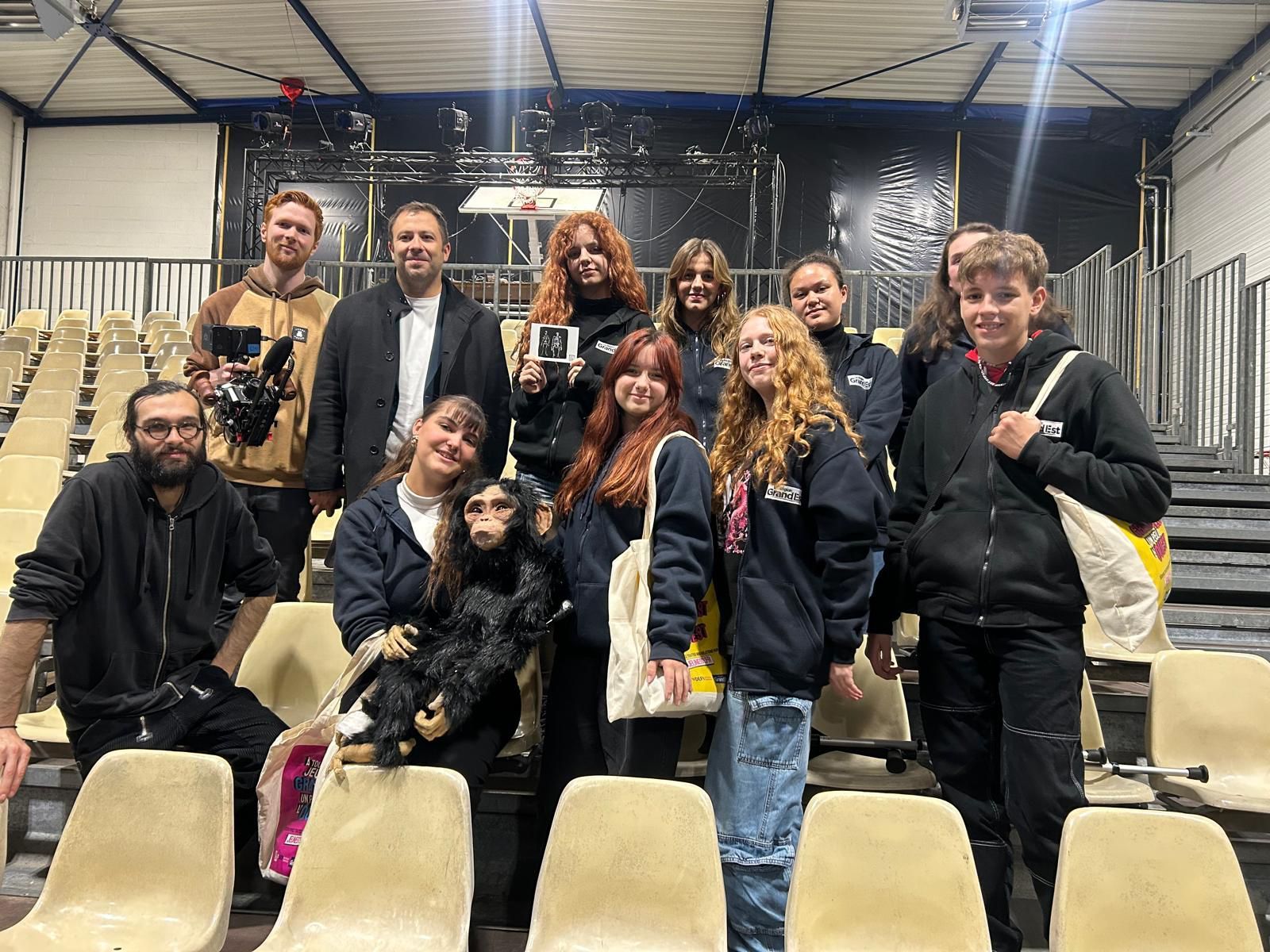 Le jury des jeunes et le vice-président en charge de la jeunesse et des sports Guillaume Maréchal