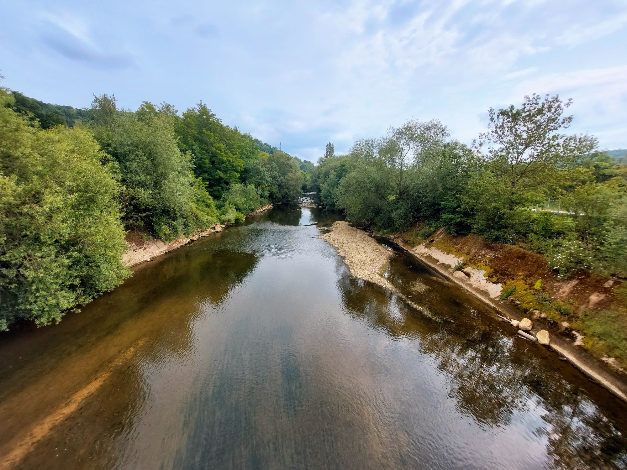 Vue sur l'Orne depuis l'ancien barrage de Beth à Moyeuvre-Grande