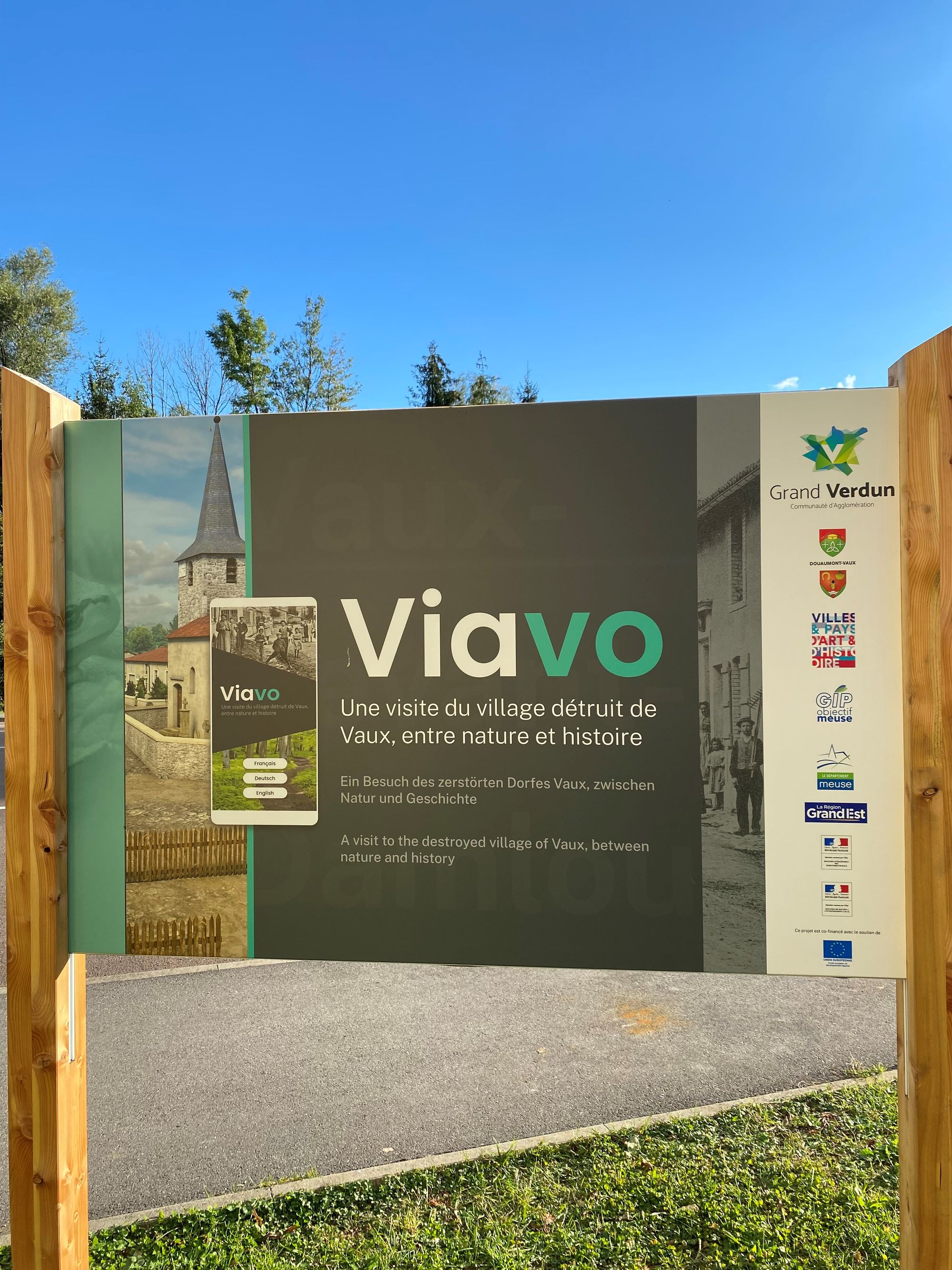 Un parcours de visite du village détruit