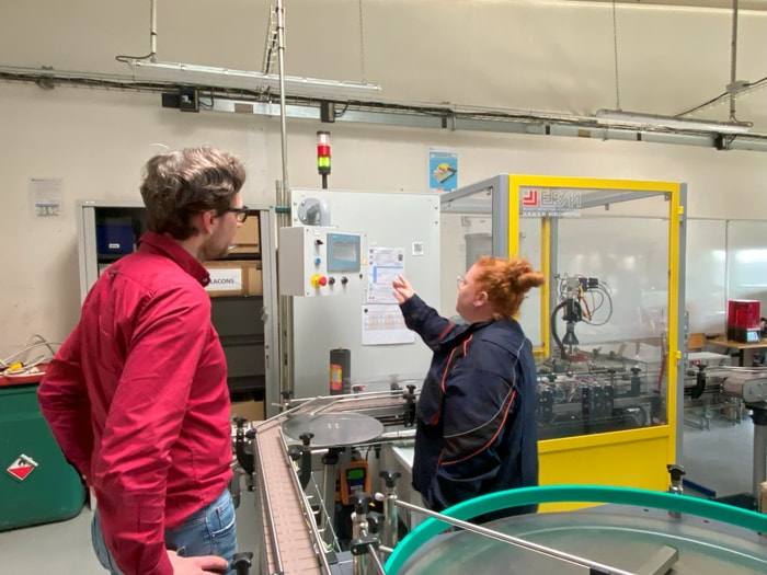 La découverte des commandes numériques de la ligne est très concrète et se fait avec l'aide d'un formateur.